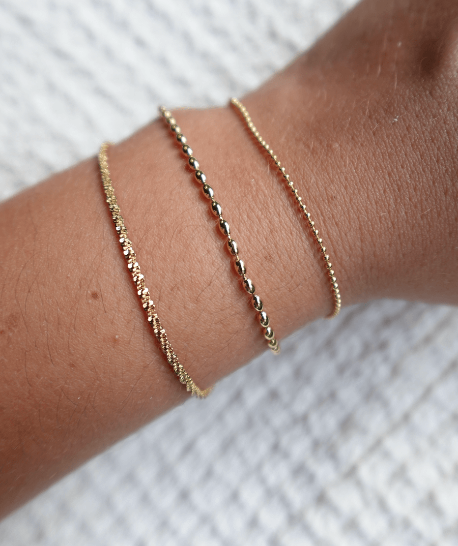 Vibes | Golden Ripple Clasp Bracelet | 18K Gold-Plated