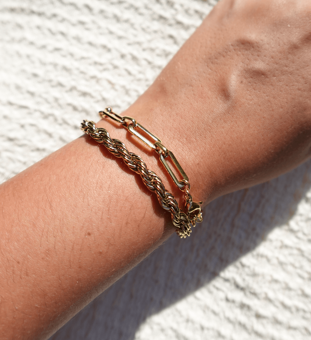 Vibes | Bold Links Clasp Bracelet | 18K Gold-Plated