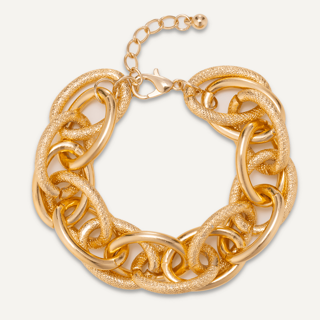 Contemporary Chain-Link Clasp Bracelet In Gold-Tone