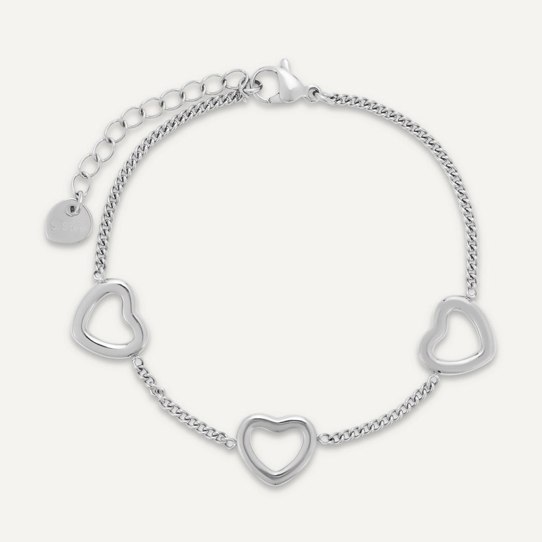 Multi Heart Clasp Bracelet In Silver-Tone