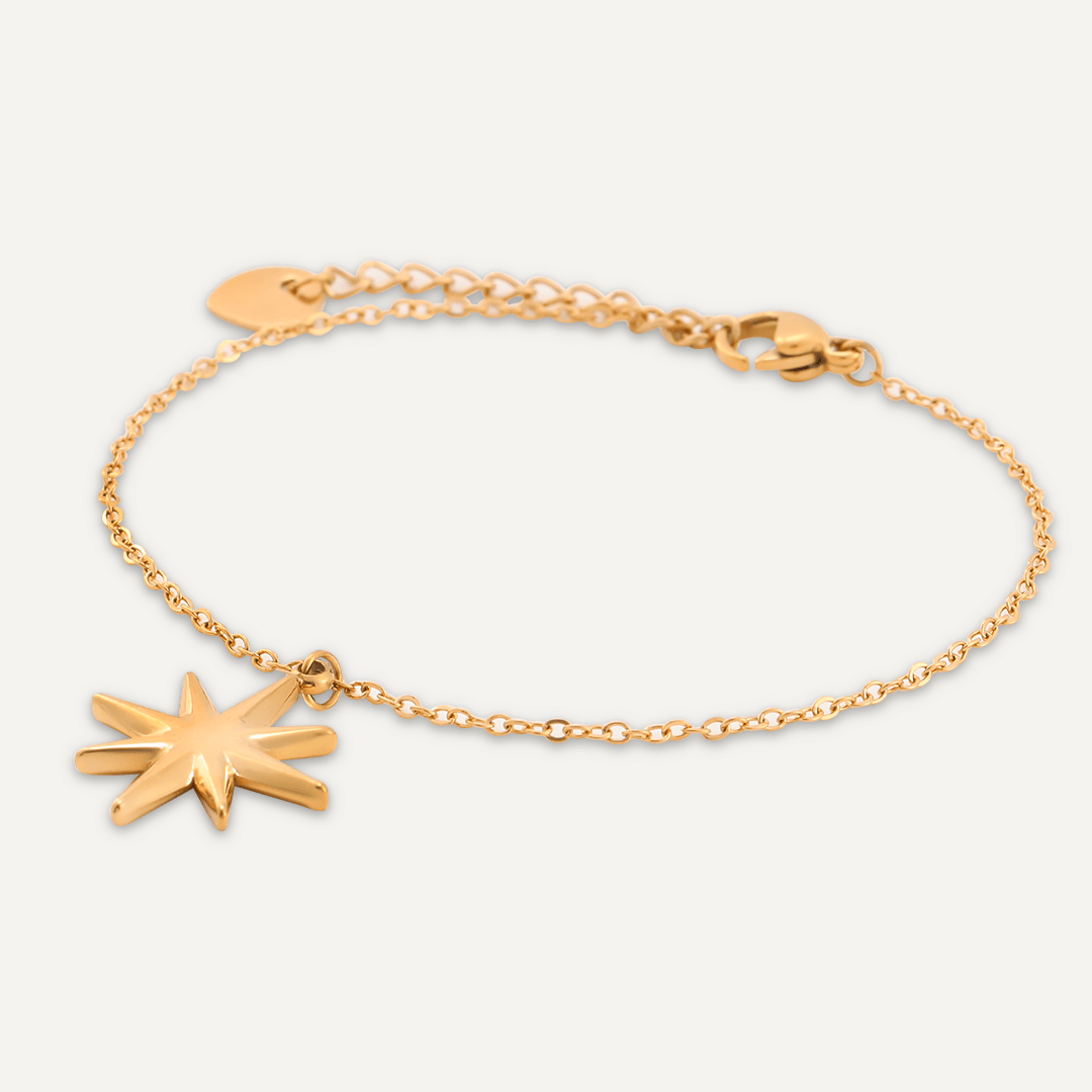 Star Charm Clasp Bracelet In Gold-Tone