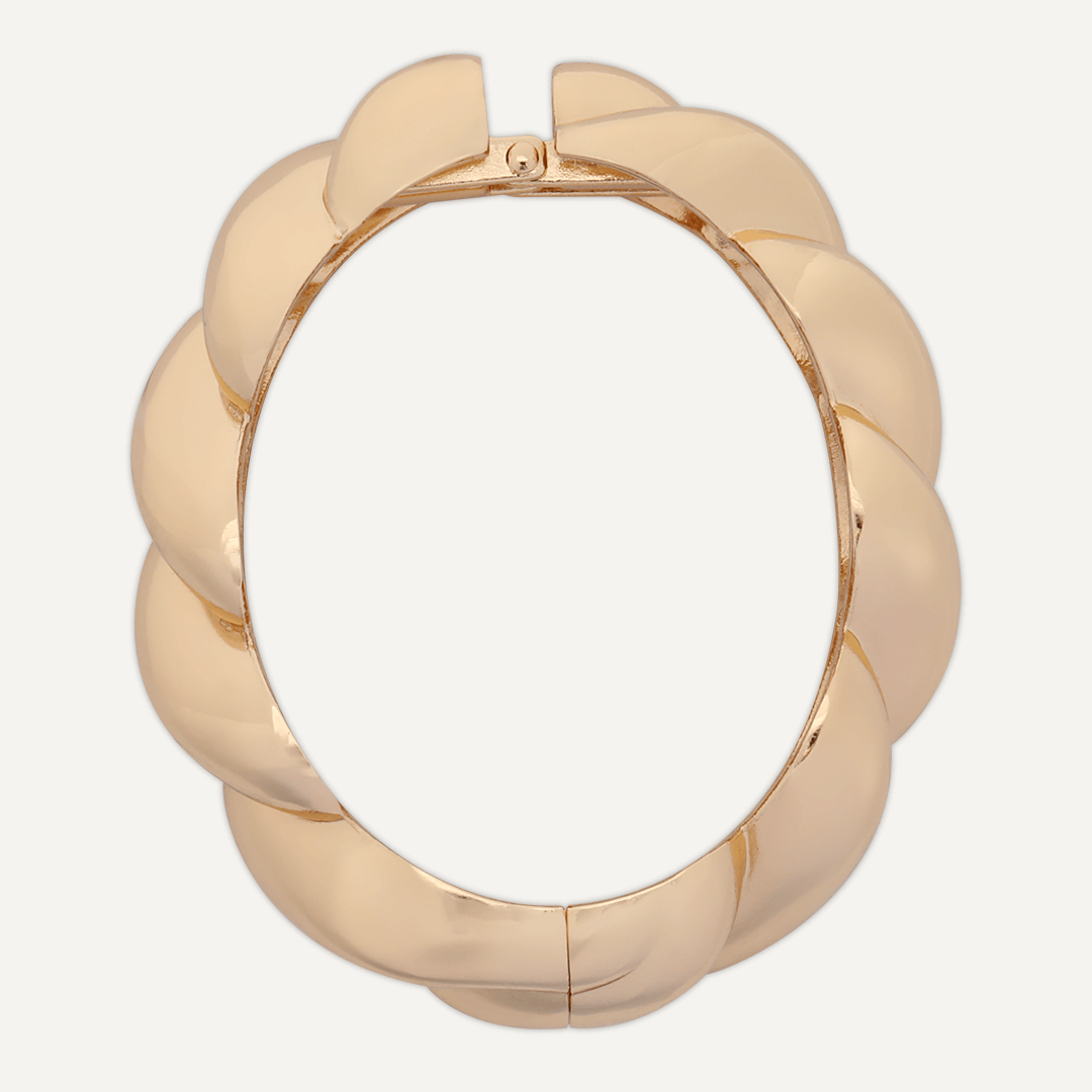 Contemporary Hinged Bracelet In Gold-Tone