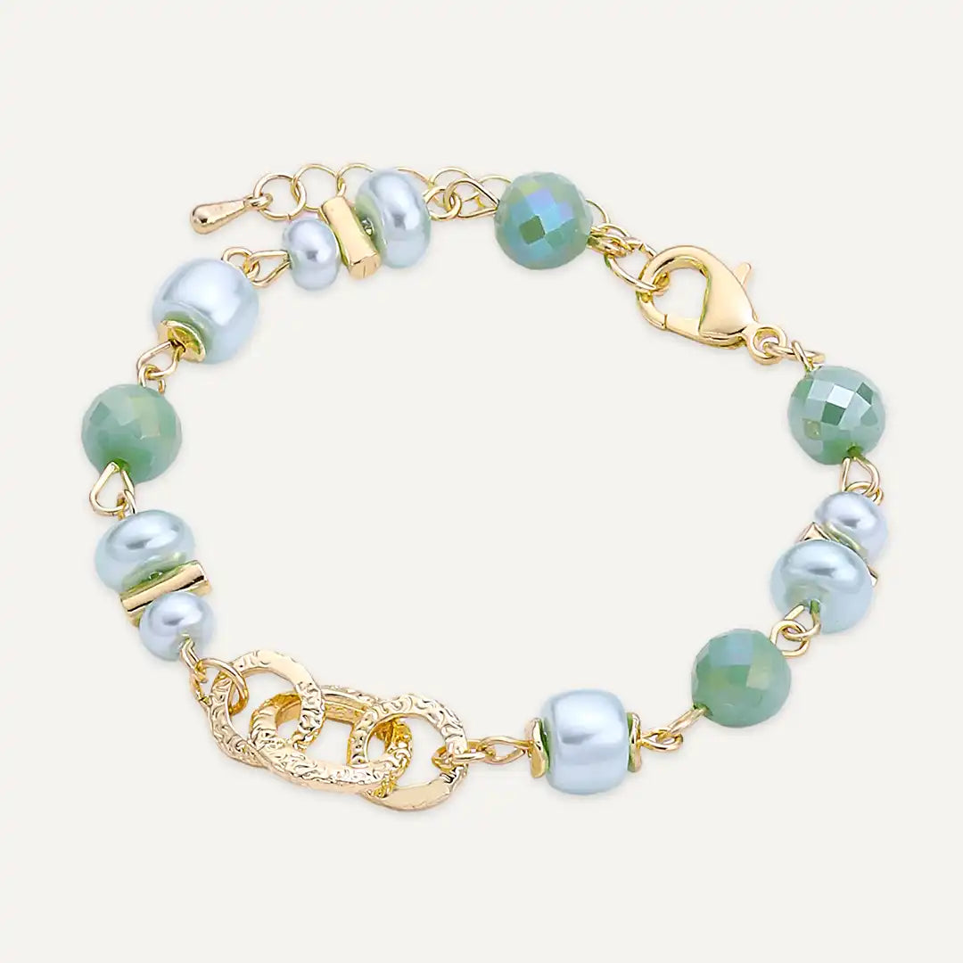 Green Faceted Bead & Pearl Interlocking Ring Detail Bracelet In Gold-Tone