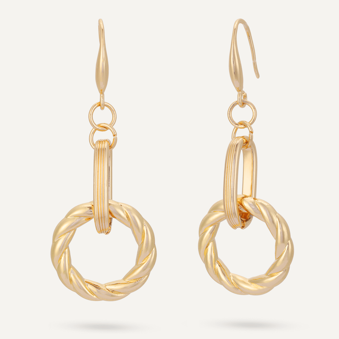 Contemporary Chain-Link Hook Earrings In Gold-Tone