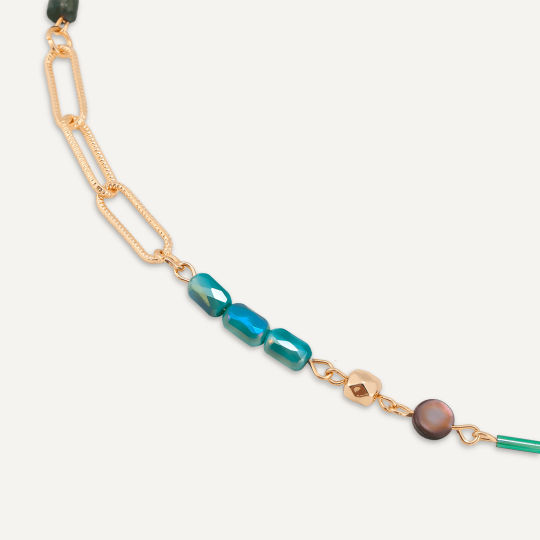 Green Semi-Precious Stone Long Necklace In Gold-Tone