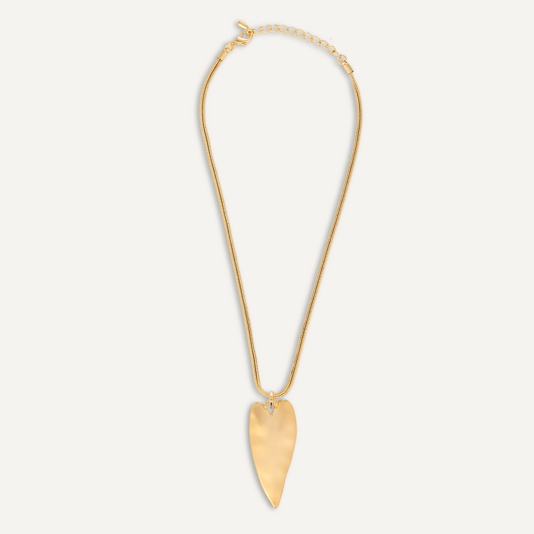 Classic Heart Pendant Short Necklace In Gold-Tone