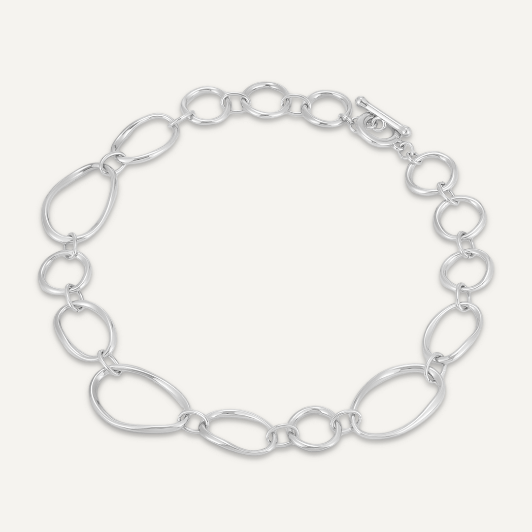 Geometric Hoops Short Necklace In Silver-Tone