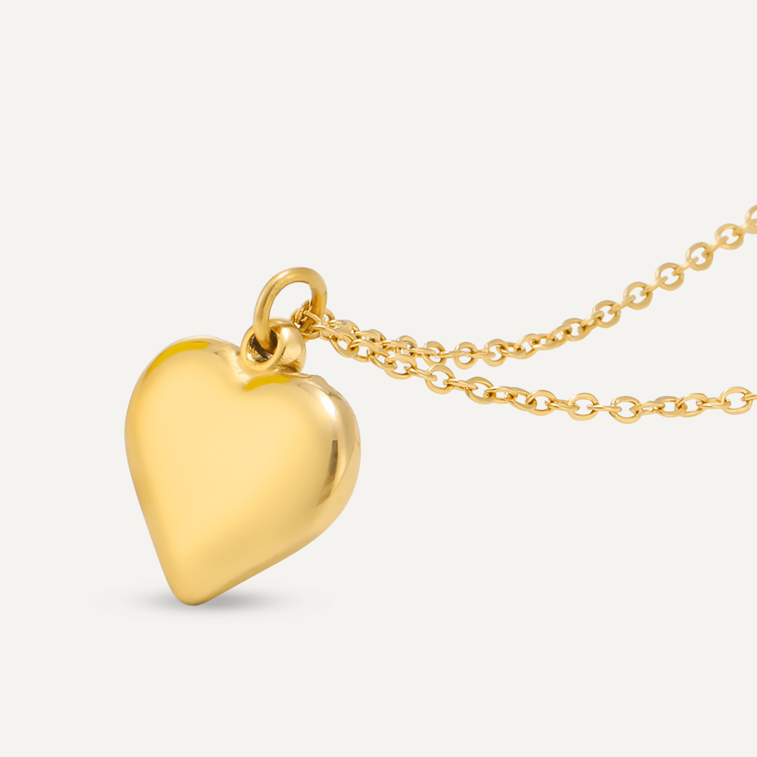 Cute Heart Pendant Necklace In Gold-Tone