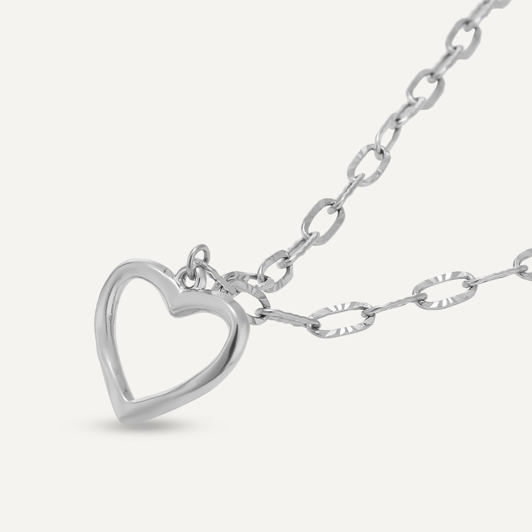 Chain-Link Heart Pendant Necklace In Silver-Tone