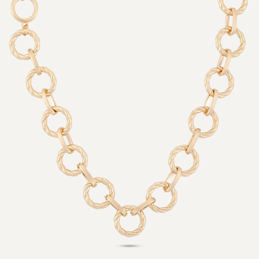 Contemporary Chain-Link T-Bar Necklace In Gold-Tone