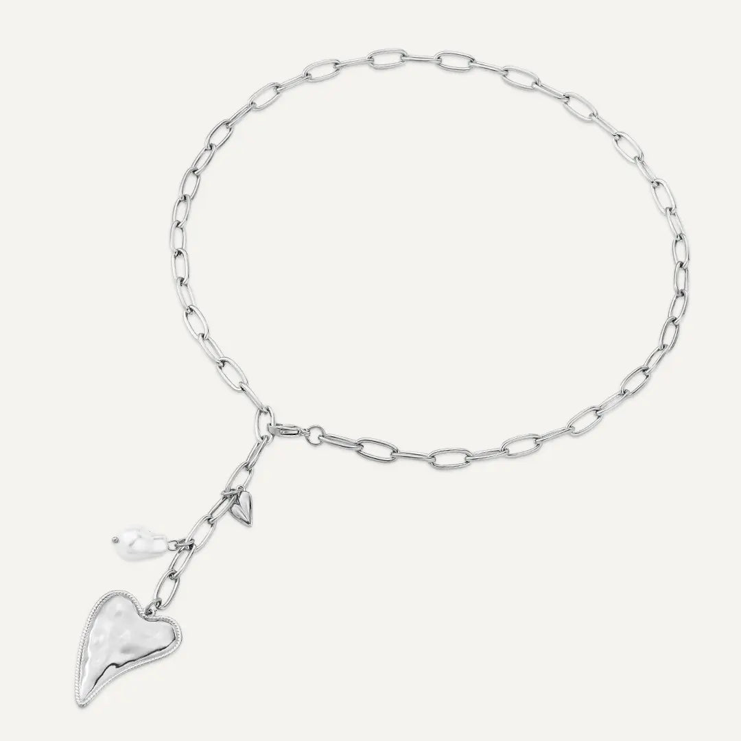 Vibes | Hammered, Polished Heart Pendant & Baroque Pearl Necklace | White Gold-Plated