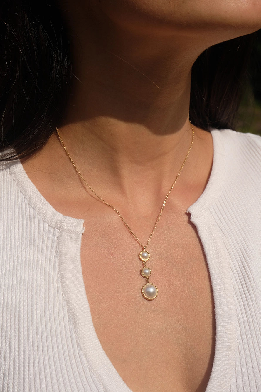 Vibes | Cascading Pearl Drop Necklace | 18K Gold-Plated