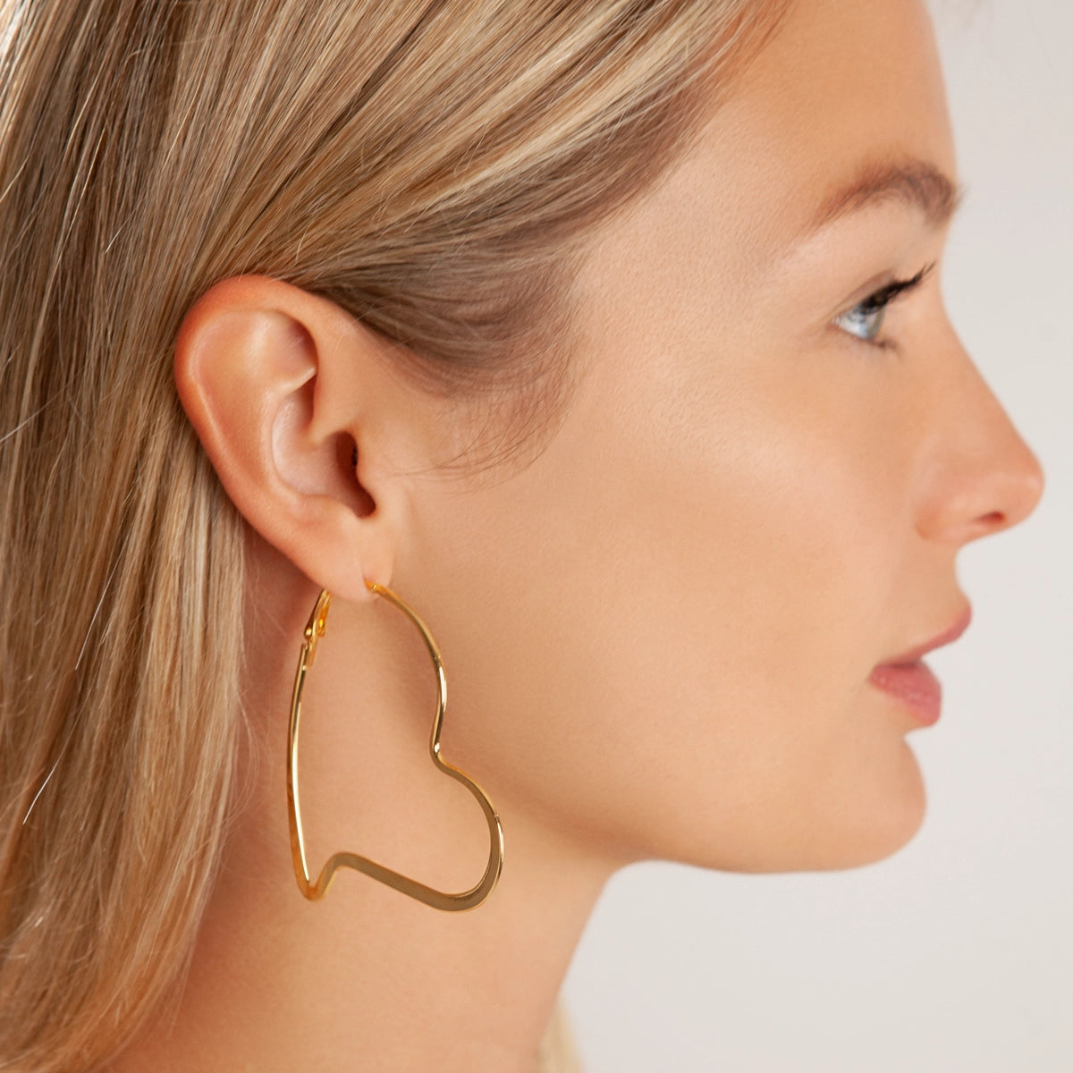 Vivienne Heart Hoop Earrings In Gold-Tone